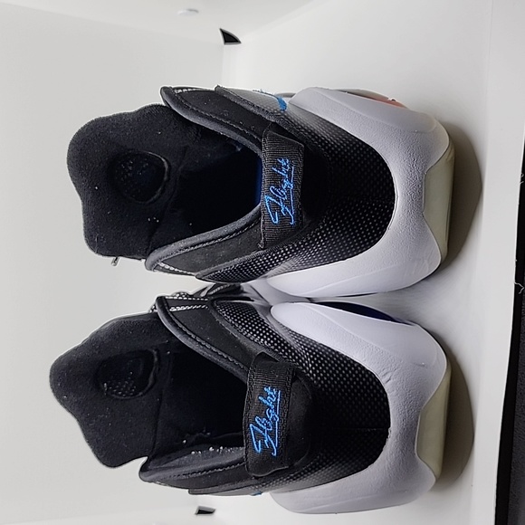 Mens Nike abasketball sneakers - Picture 3 of 5